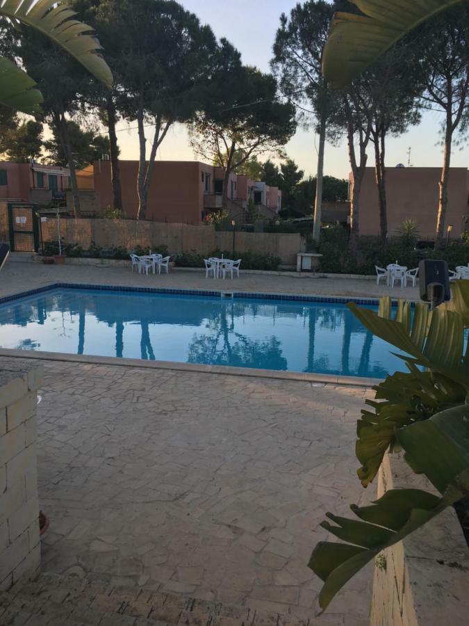Le Ville 1 Costa Saracena Agnone Bagni Exterior photo